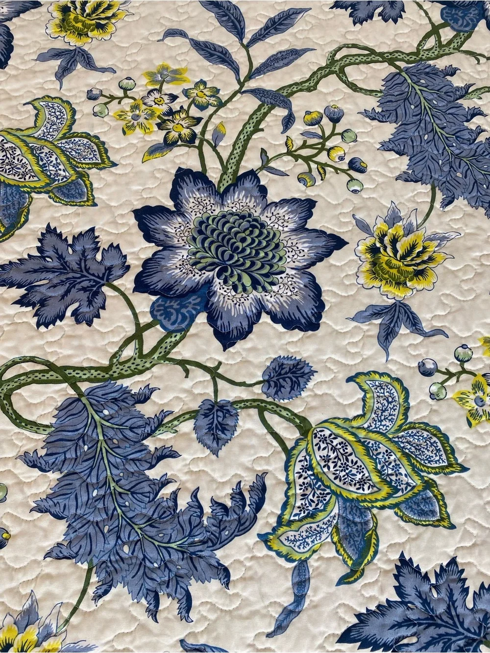 Waverly 3 pc King Blue and Green Floral Quilted Bedspread Like New